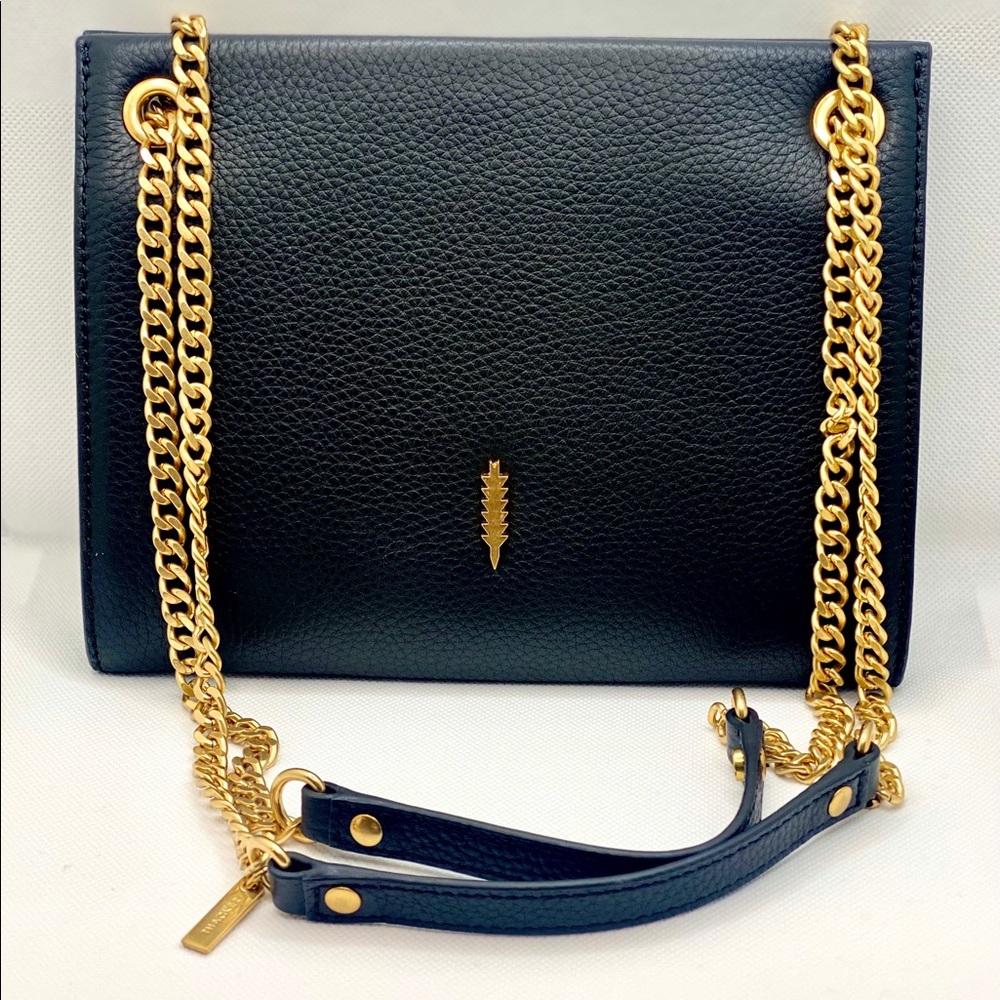 Thacker leather purse
